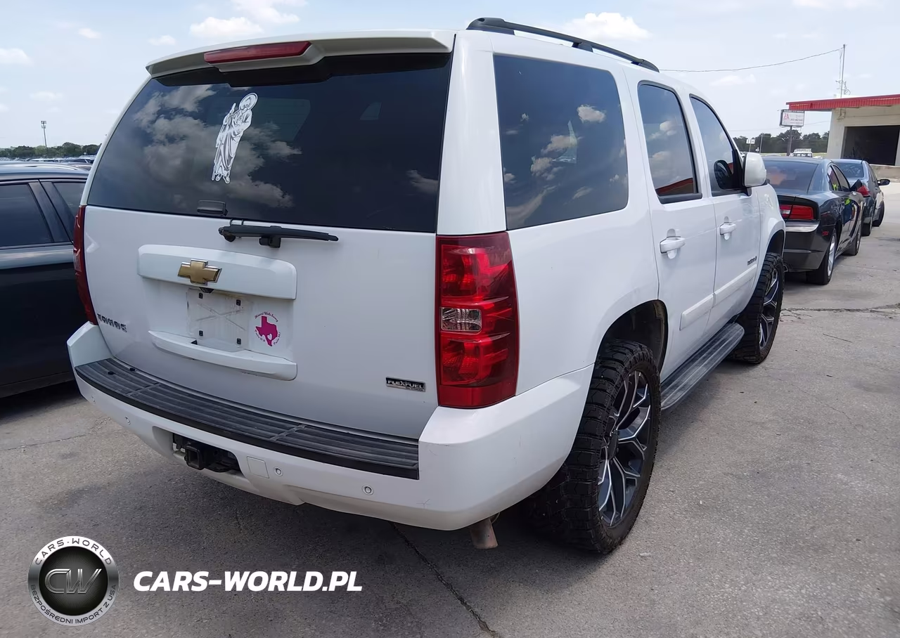 2008 Chevrolet Tahoe Lt VIN:1GNFC13088R144008 - 4