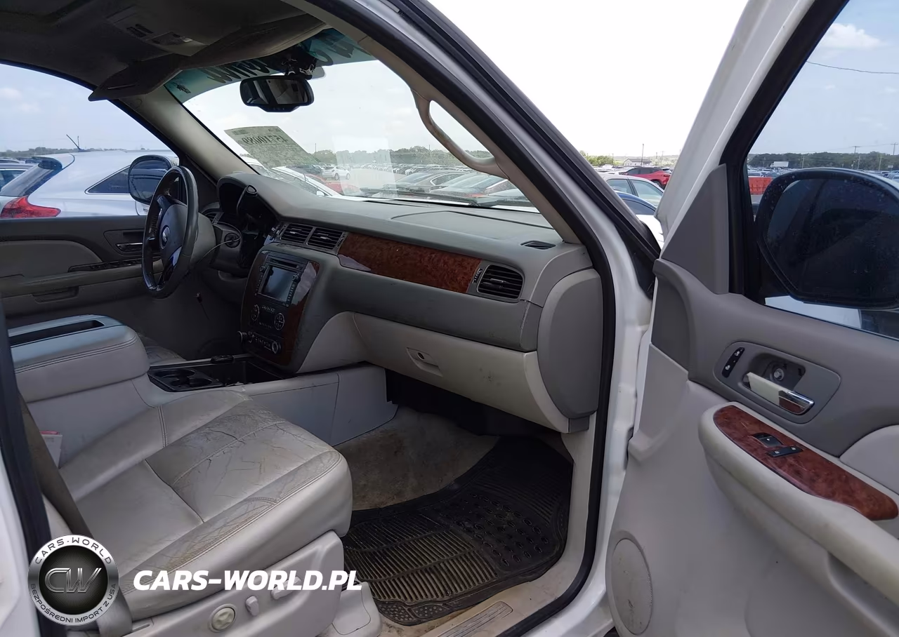 2008 Chevrolet Tahoe Lt VIN:1GNFC13088R144008 - 5