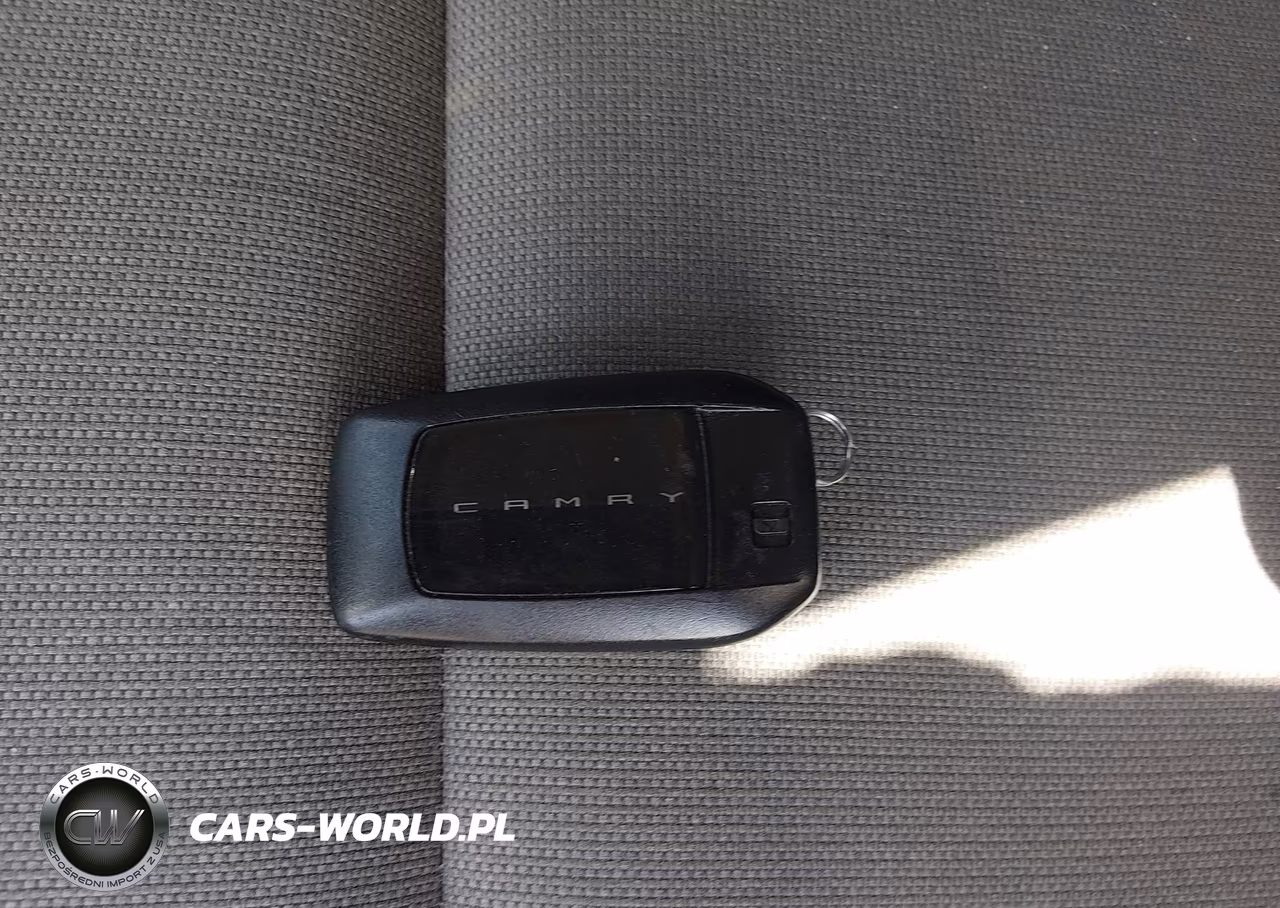 2025 Toyota Camry Le VIN:4T1DBADK7SU028589 - 11