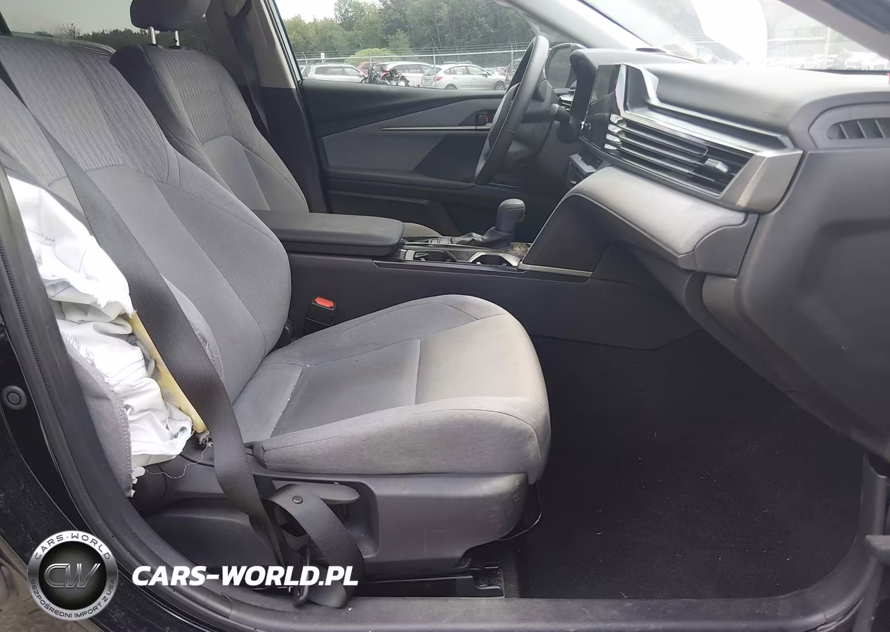 2025 Toyota Camry Le VIN:4T1DBADK7SU028589 - 5
