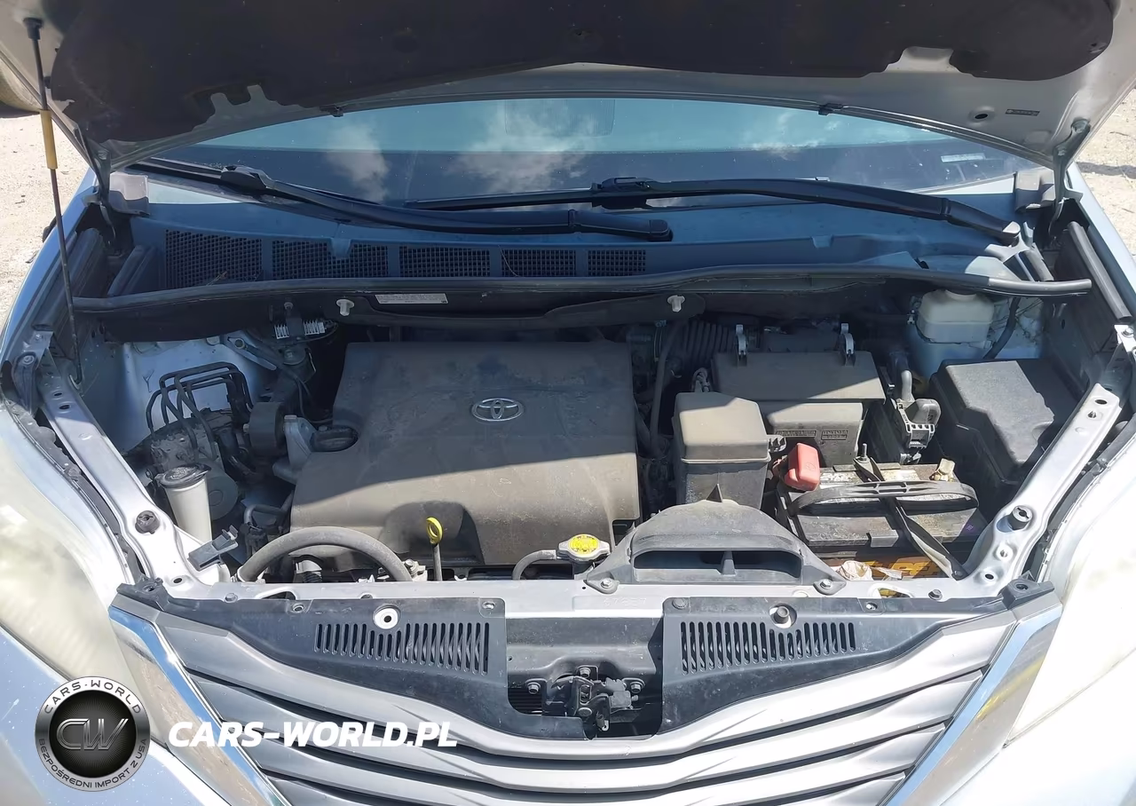 2014 Toyota Sienna Xle V6 8 Passenger VIN:5TDYK3DC6ES473800 - 10