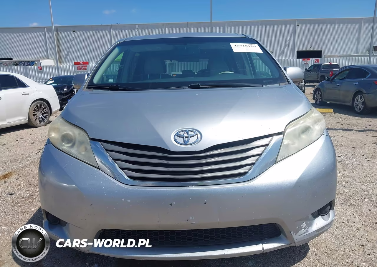 2014 Toyota Sienna Xle V6 8 Passenger VIN:5TDYK3DC6ES473800 - 12