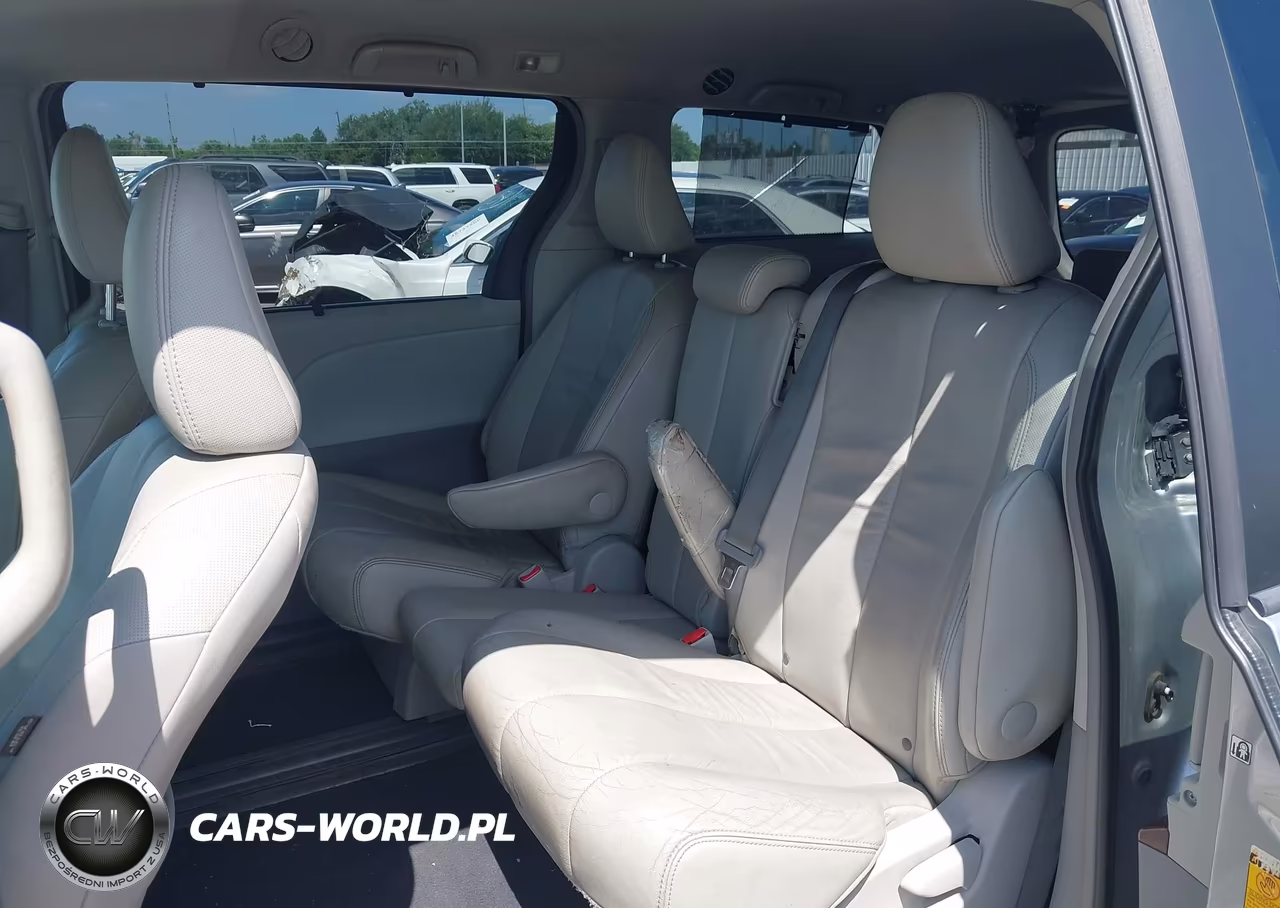 2014 Toyota Sienna Xle V6 8 Passenger VIN:5TDYK3DC6ES473800 - 18