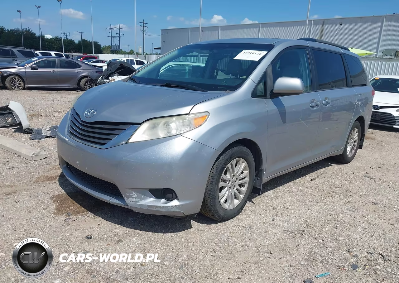 2014 Toyota Sienna Xle V6 8 Passenger VIN:5TDYK3DC6ES473800 - 2