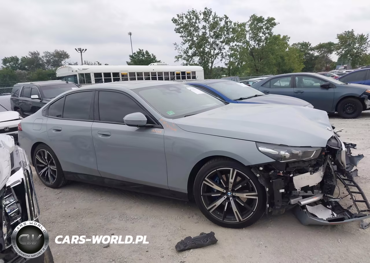 2025 BMW 530I xDrive VIN:WBA53FJ05SCU17207 - 13