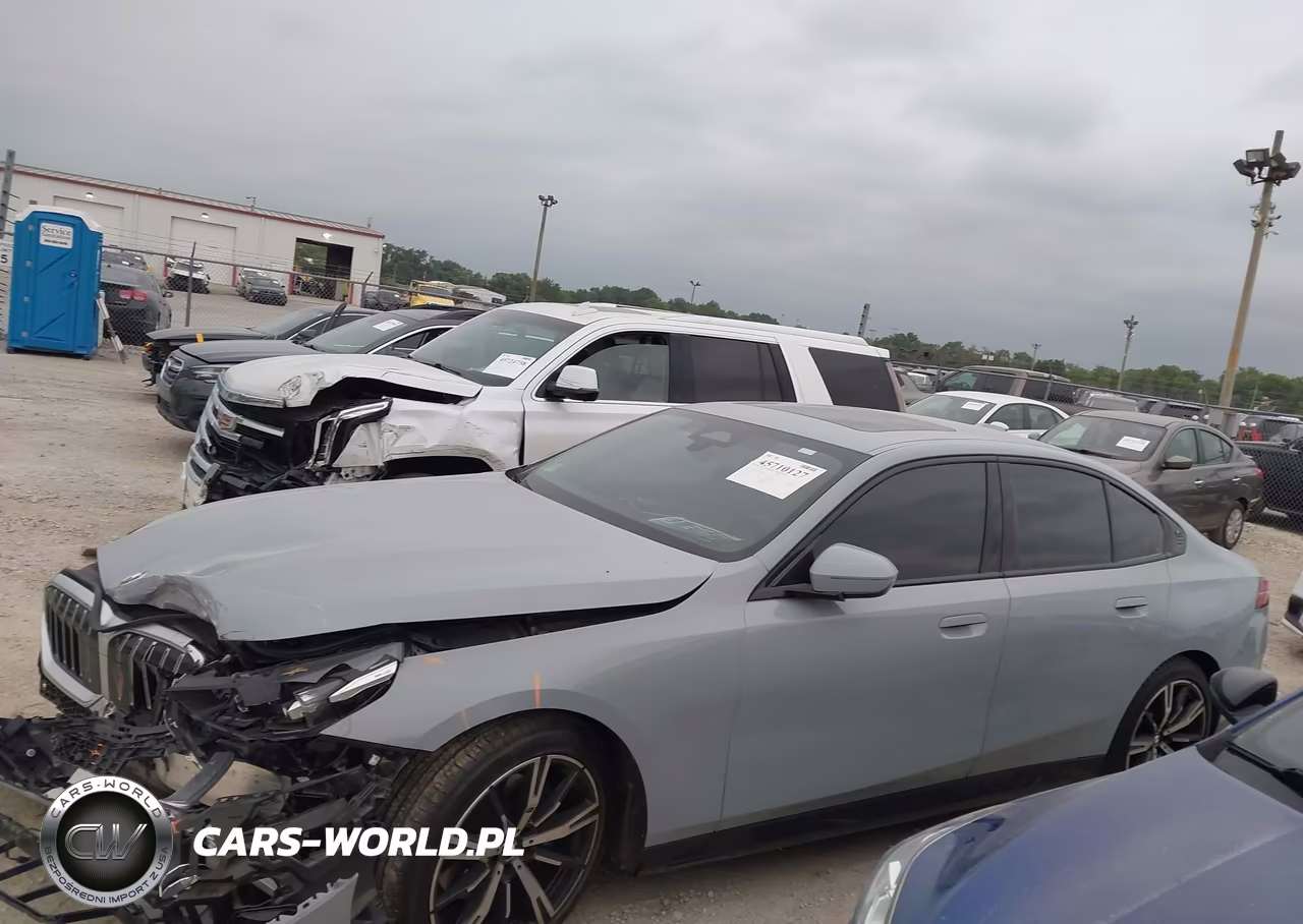 2025 BMW 530I xDrive VIN:WBA53FJ05SCU17207 - 14