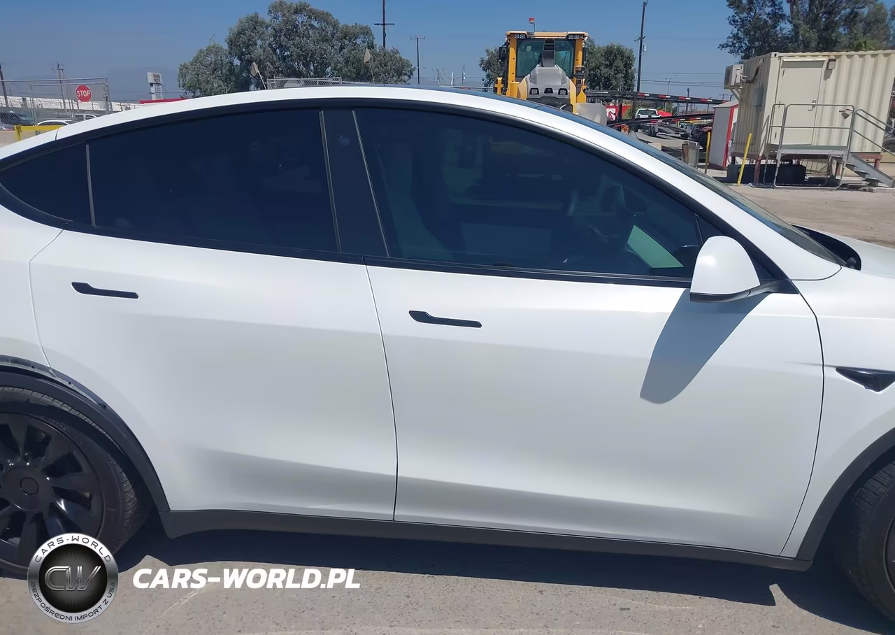 2021 Tesla Model Y Long Range Dual Motor All-Wheel Drive VIN:5YJYGDEE3MF224221 - 13