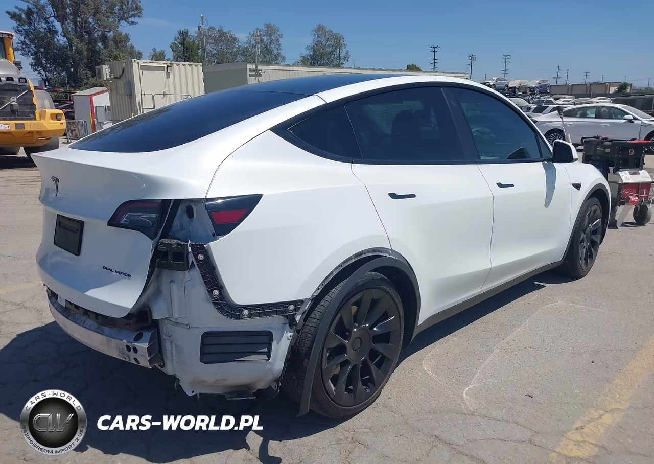 2021 Tesla Model Y Long Range Dual Motor All-Wheel Drive VIN:5YJYGDEE3MF224221 - 4