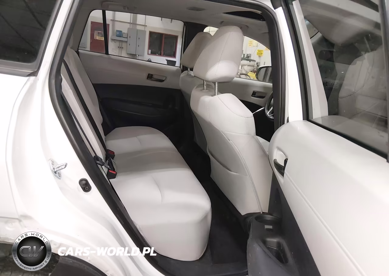 2022 Toyota Corolla Cross Le VIN:7MUBAABG0NV004114 - 8