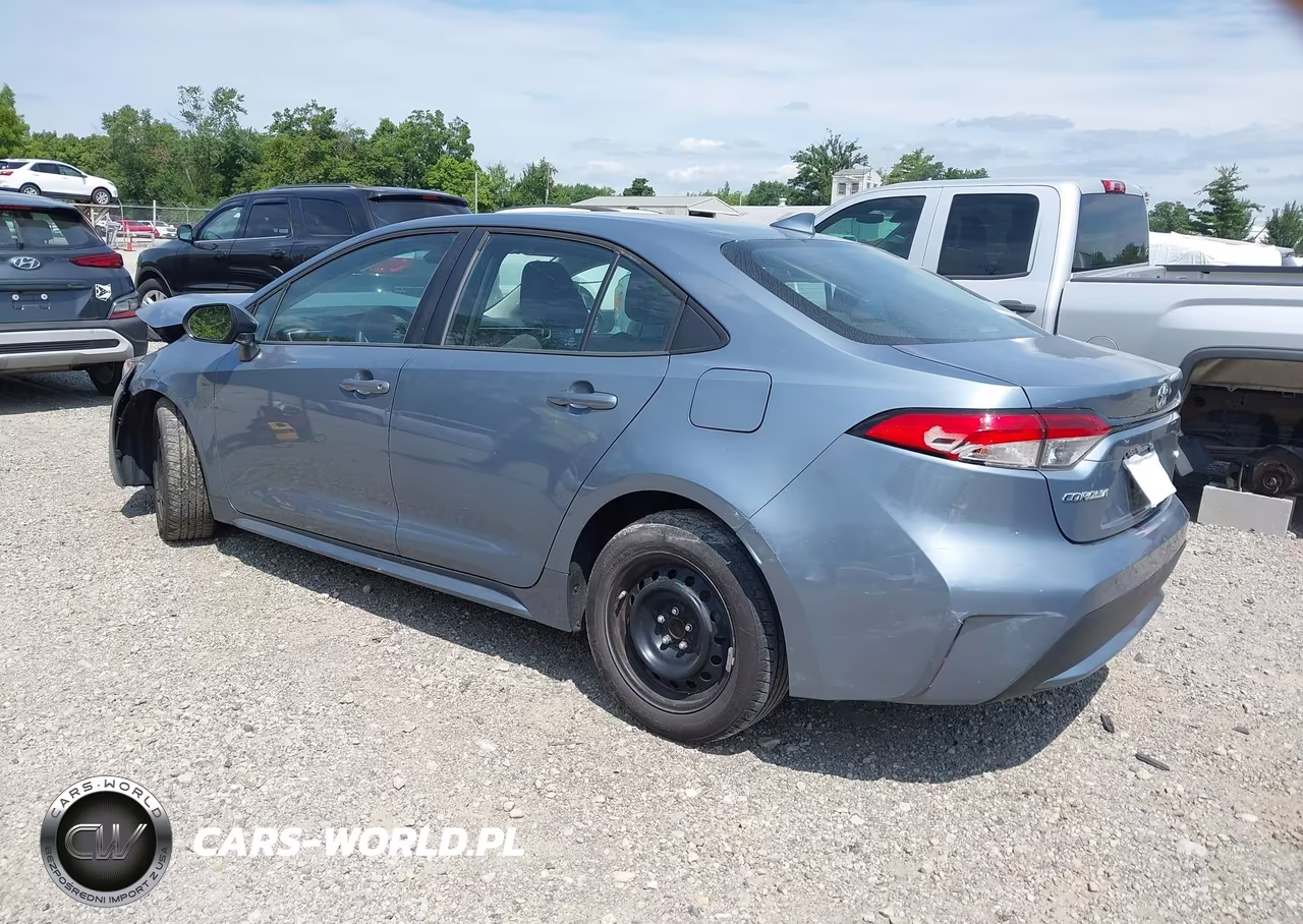 2020 Toyota Corolla Le VIN:5YFEPRAE6LP097148 - 3