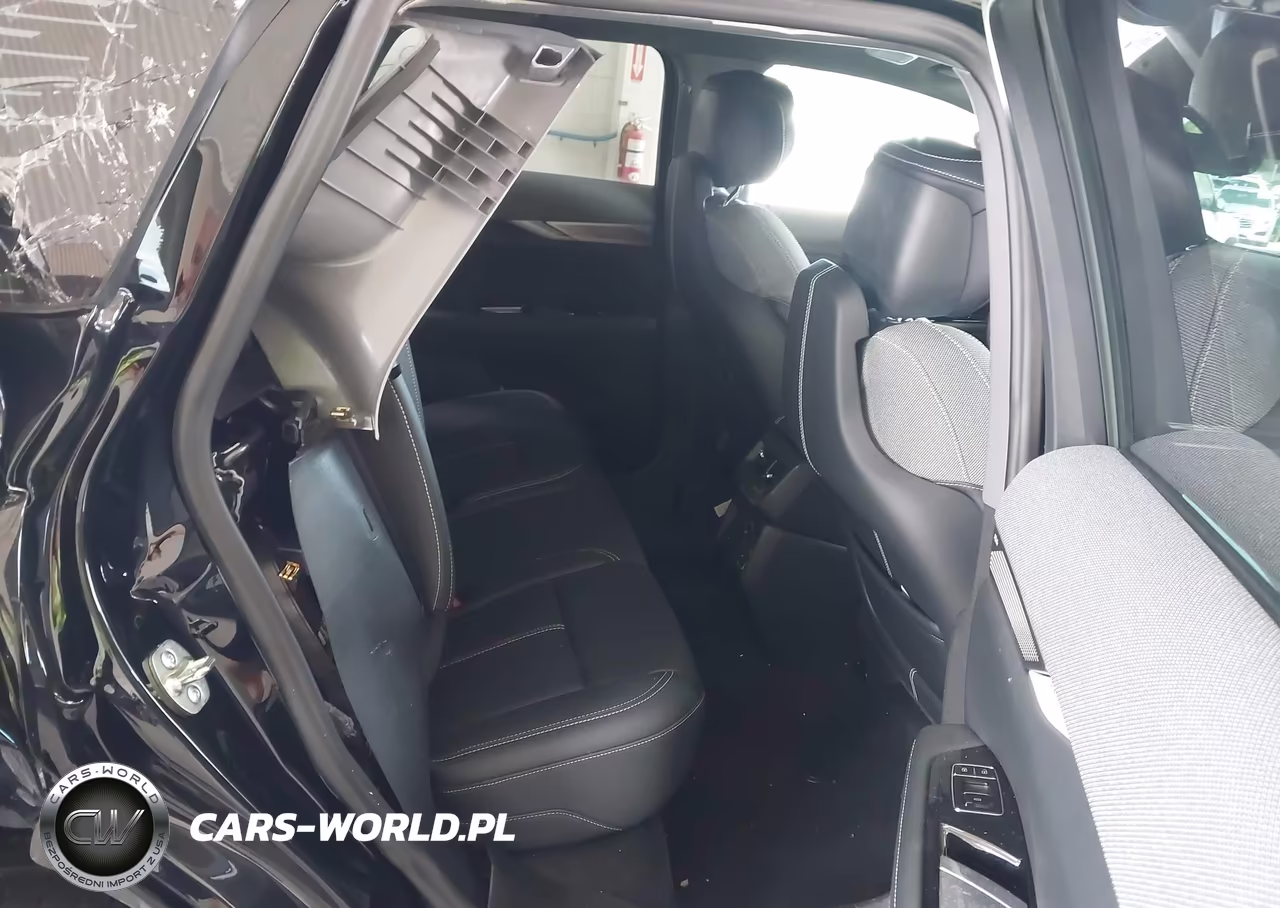 2026 Cadillac Optiq Sport VIN:3GYK3EM42TS127186 - 8