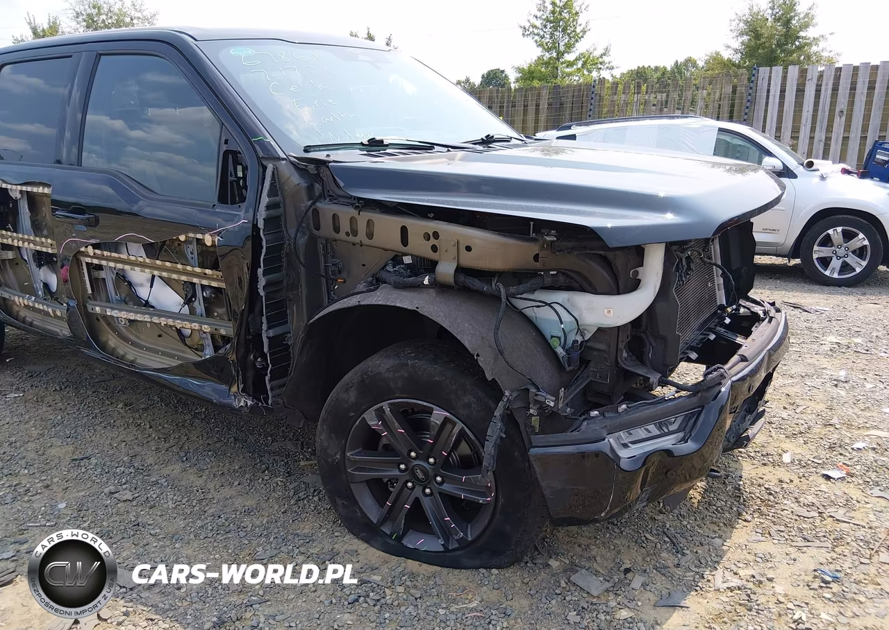 2023 Ford F-150 Lariat – zdjęcie 1 z 17