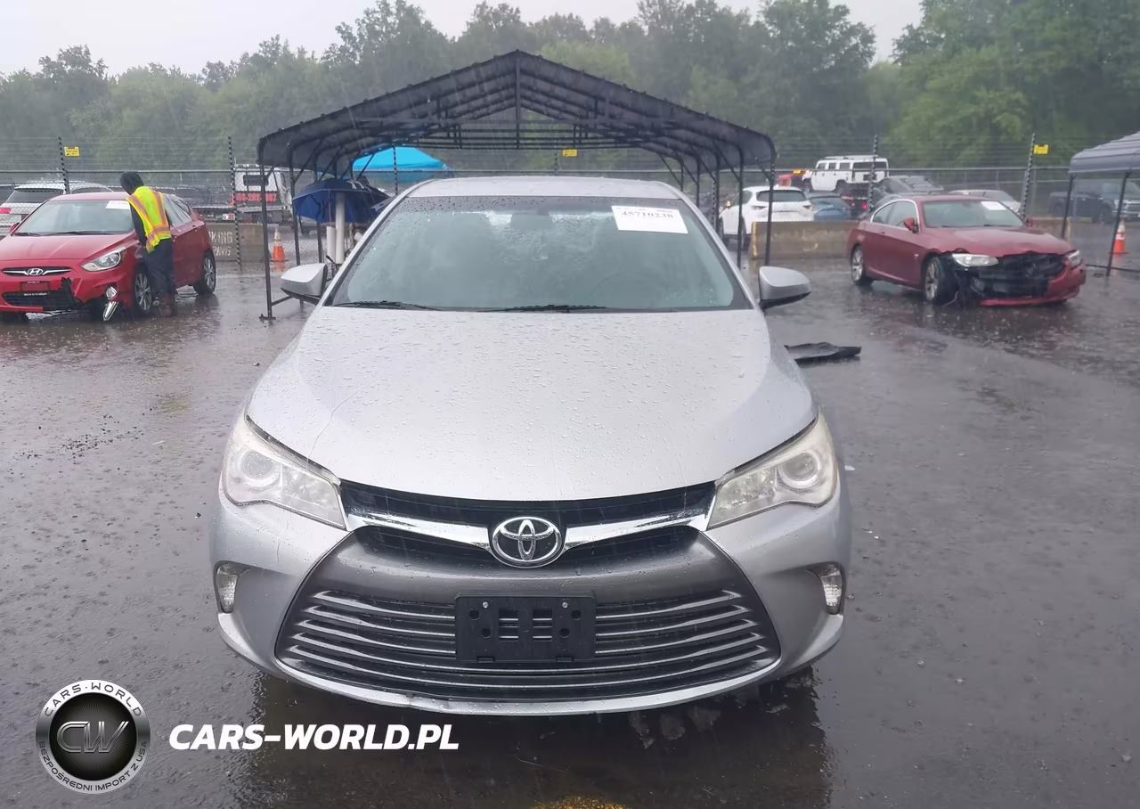 2017 Toyota Camry Le VIN:4T1BF1FK3HU422799 - 12