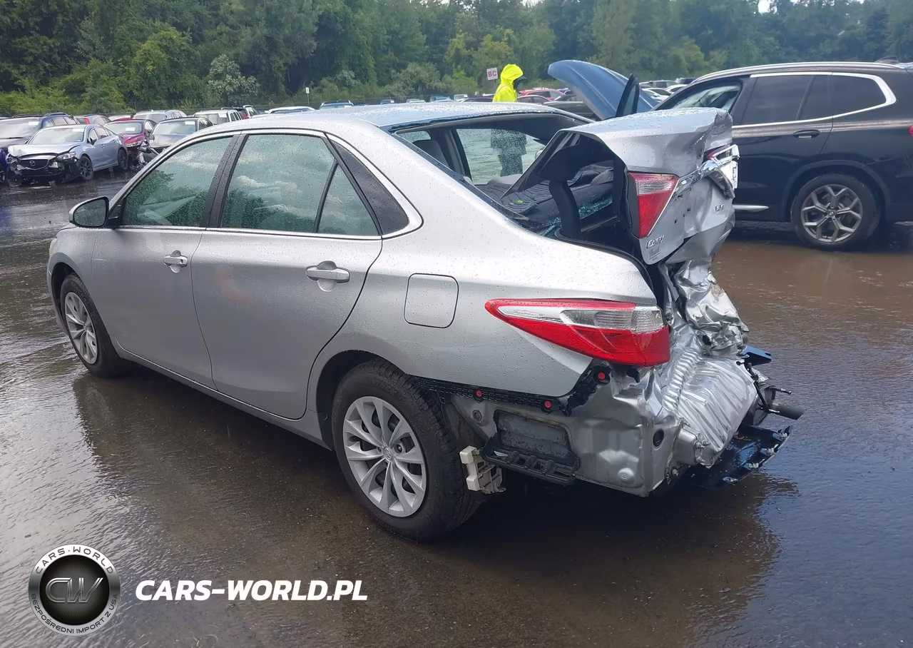 2017 Toyota Camry Le VIN:4T1BF1FK3HU422799 - 3