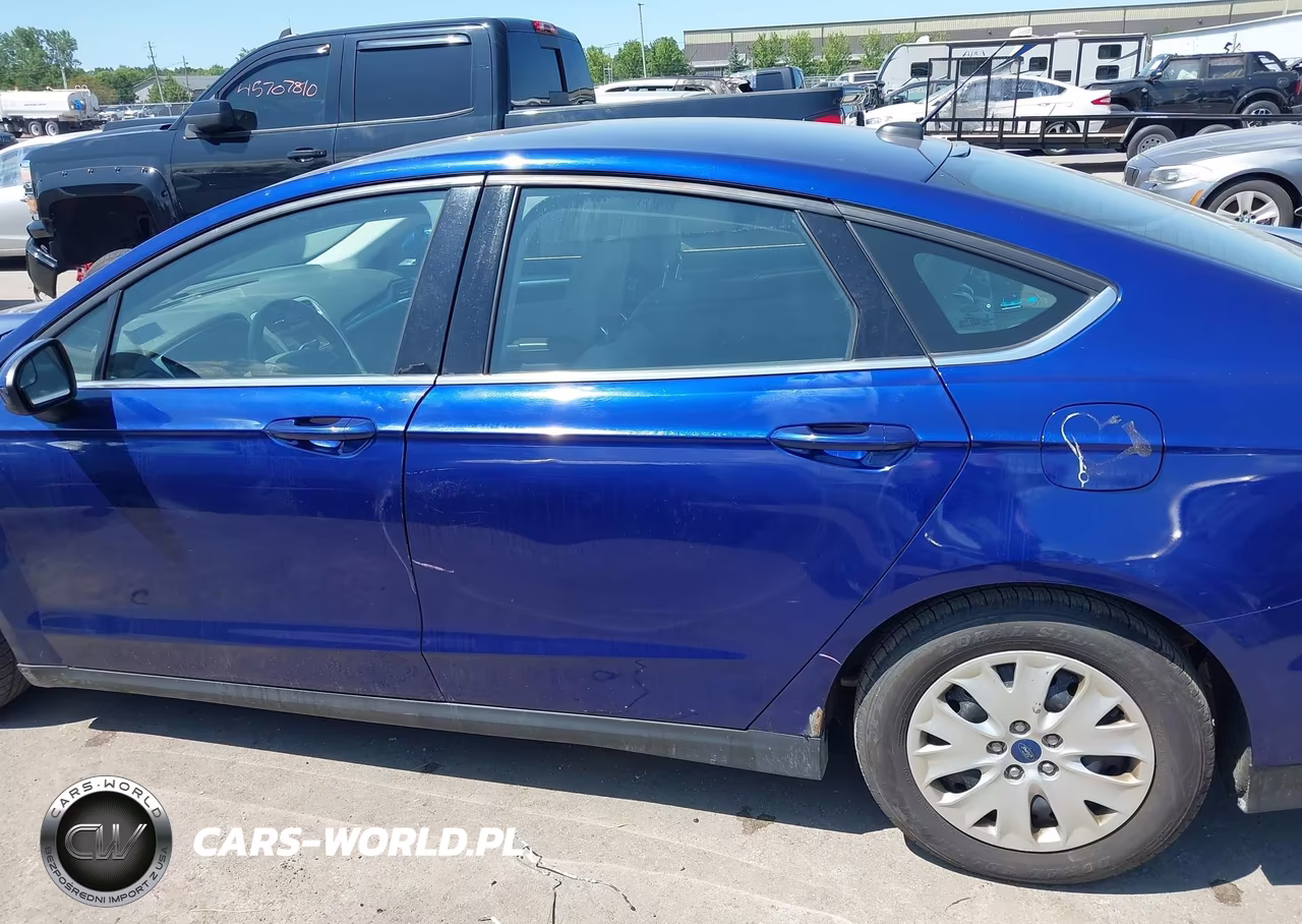 2014 Ford Fusion S VIN:1FA6P0G70E5383639 - 14