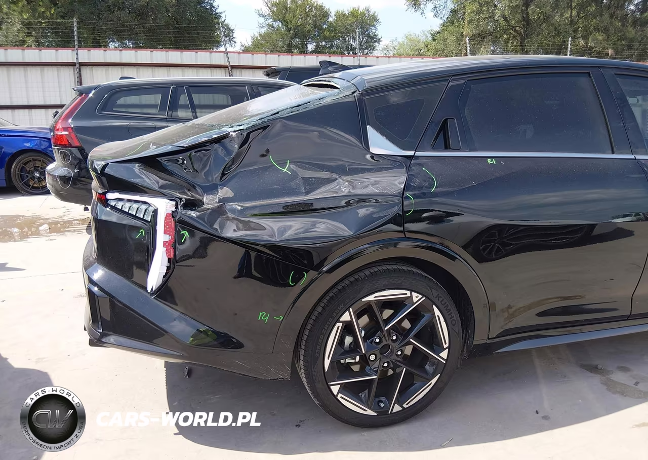 2025 Kia K4 Gt-Line VIN:3KPFW4DE7SE067811 - 6