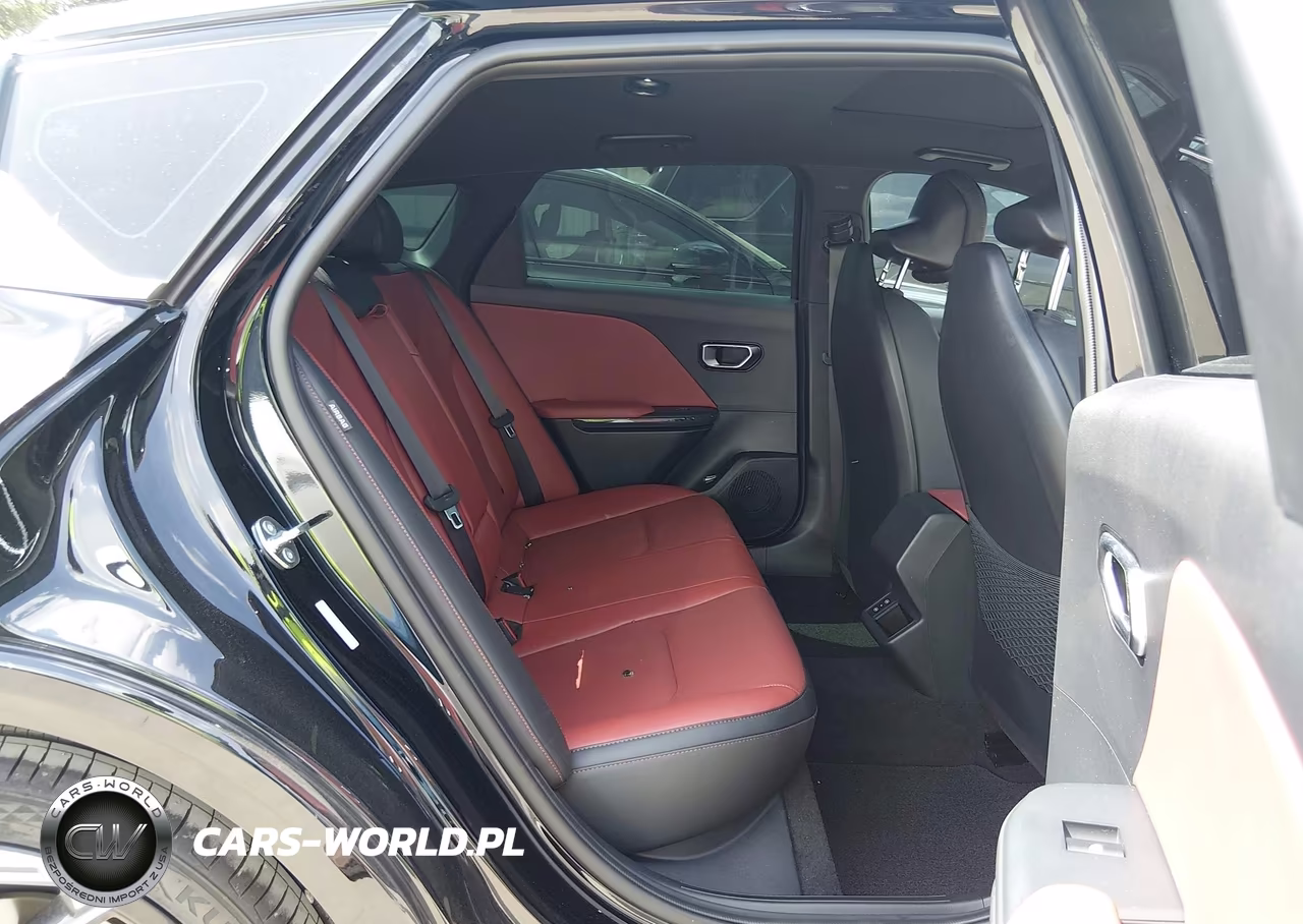 2025 Kia K4 Gt-Line VIN:3KPFW4DE7SE067811 - 8