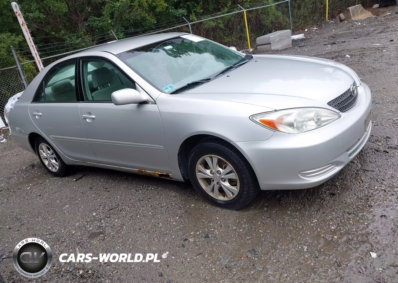 2004 Toyota Camry Le V6
