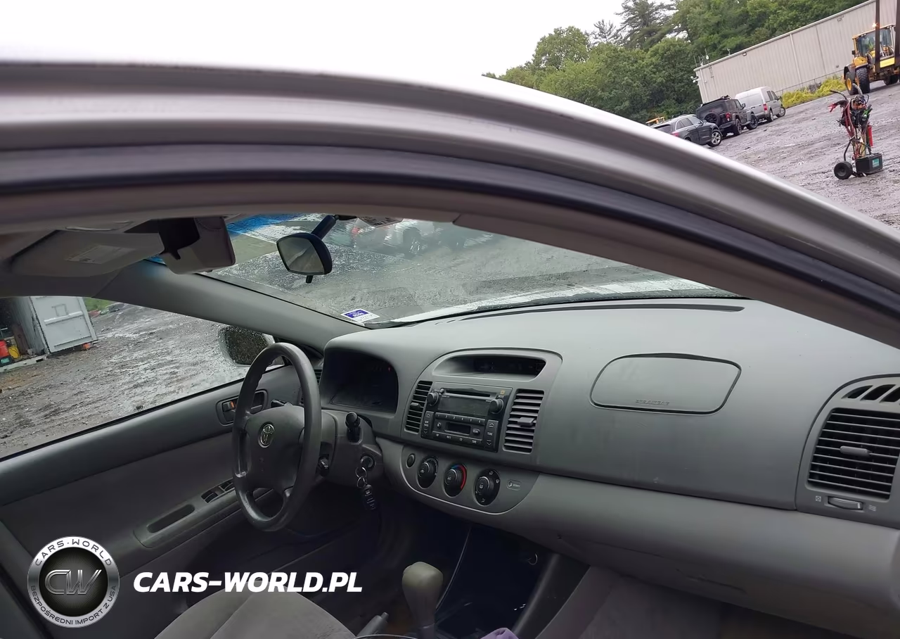 2004 Toyota Camry Le V6 VIN:4T1BF32K84U067902 - 5