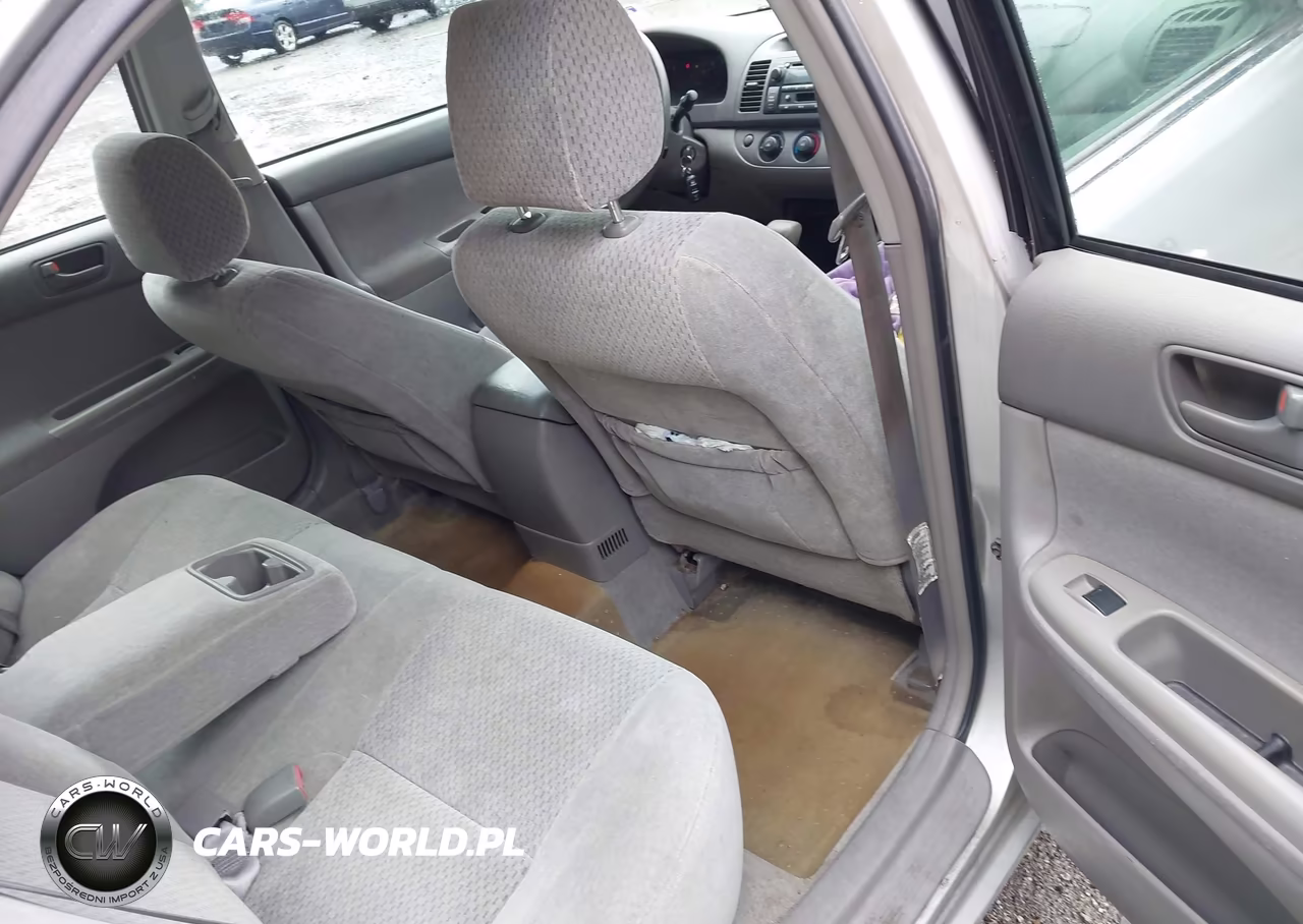 2004 Toyota Camry Le V6 VIN:4T1BF32K84U067902 - 8