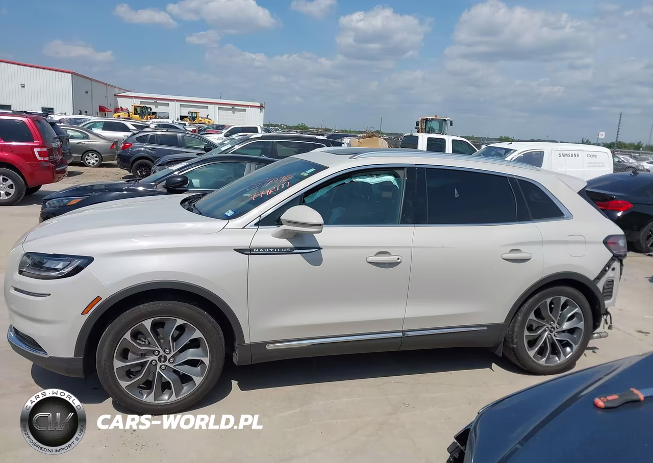 2023 Lincoln Nautilus Reserve VIN:2LMPJ6K9XPBL15469 - 15
