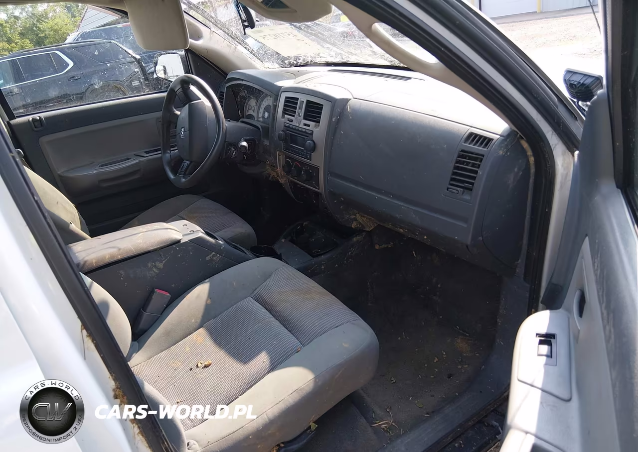 2007 Dodge Dakota Slt VIN:1D7HW48K57S128933 - 5