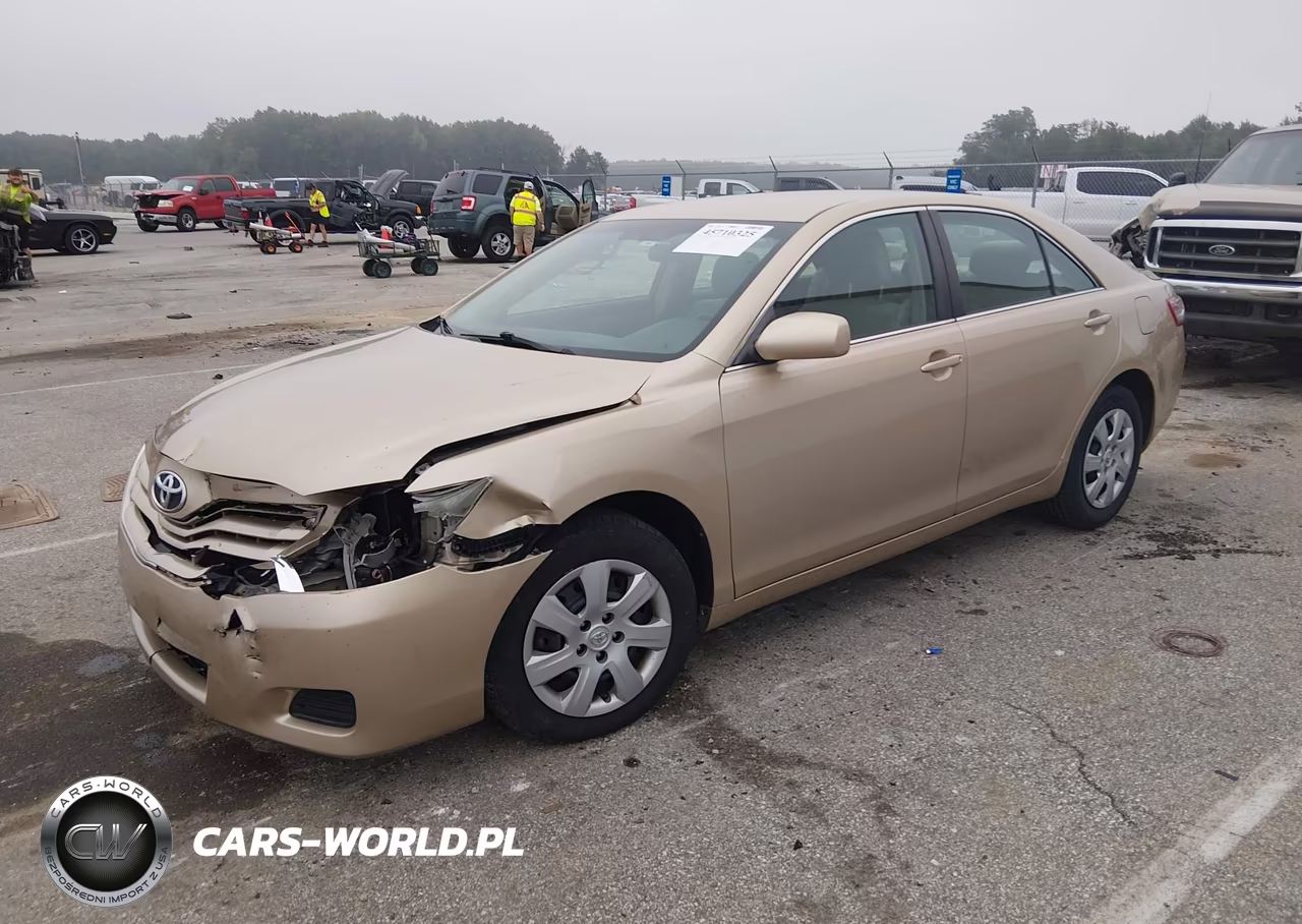 2010 Toyota Camry Le VIN:4T1BF3EK6AU090943 - 2
