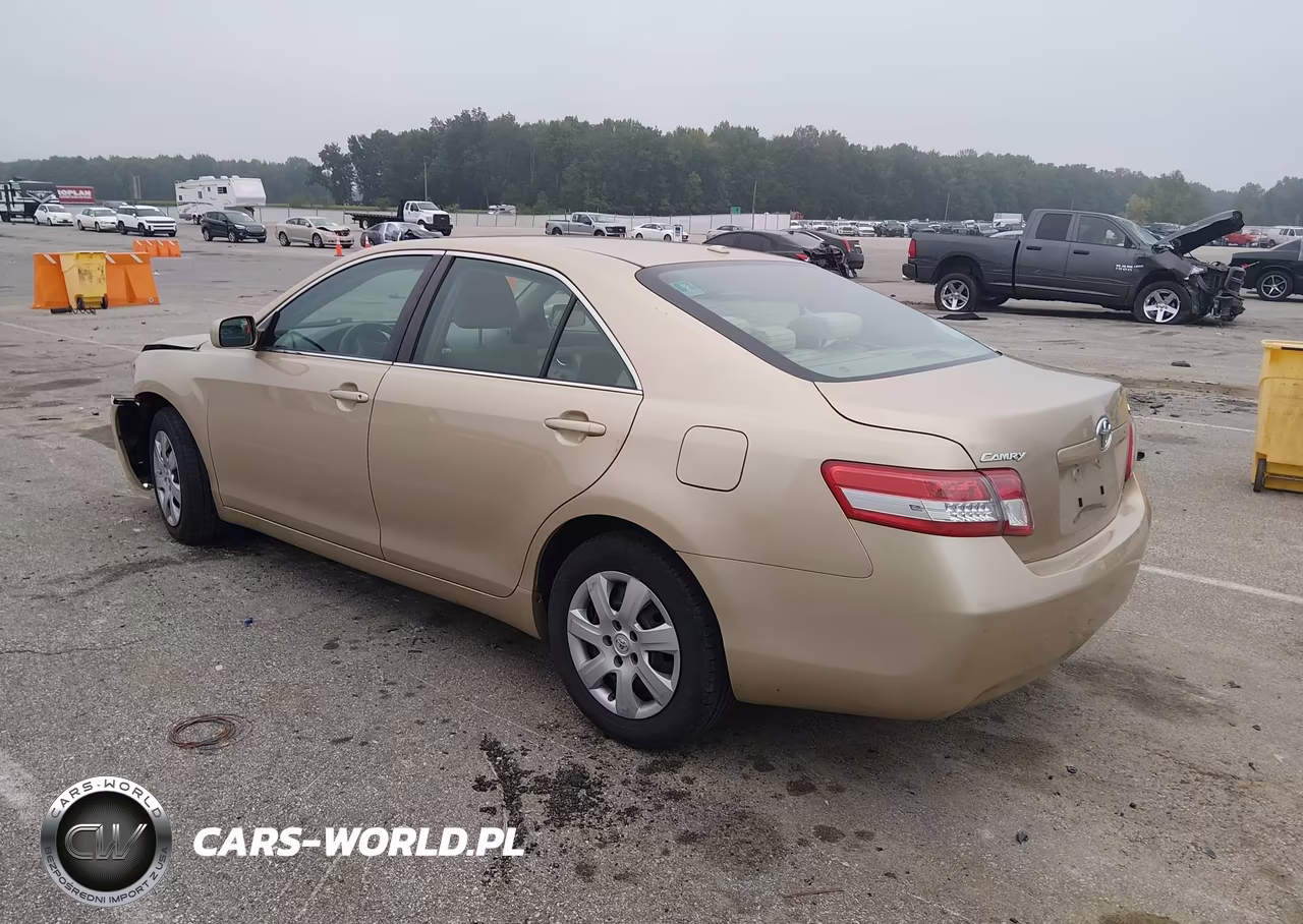2010 Toyota Camry Le VIN:4T1BF3EK6AU090943 - 3