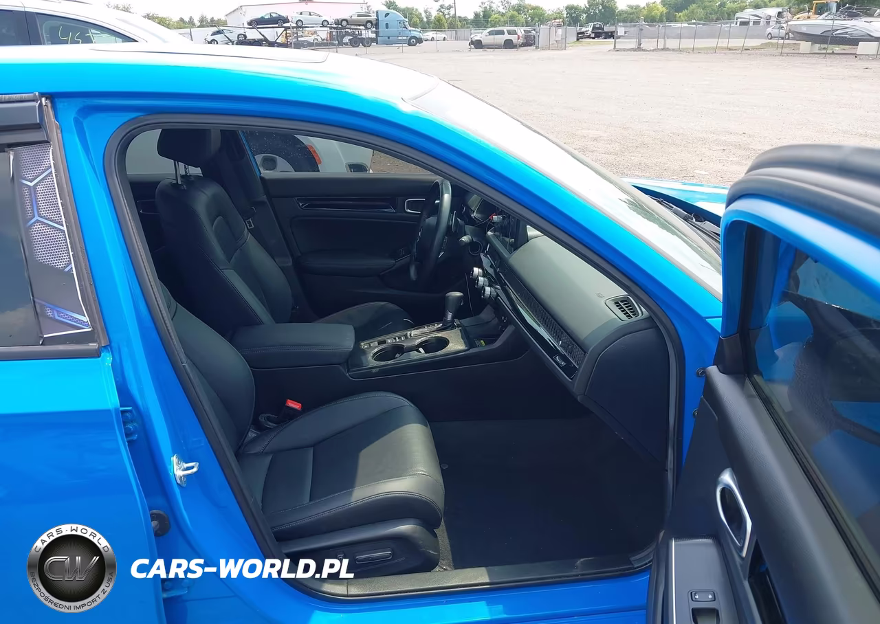 2024 Honda Civic Sport Touring VIN:19XFL1H81RE030405 - 5