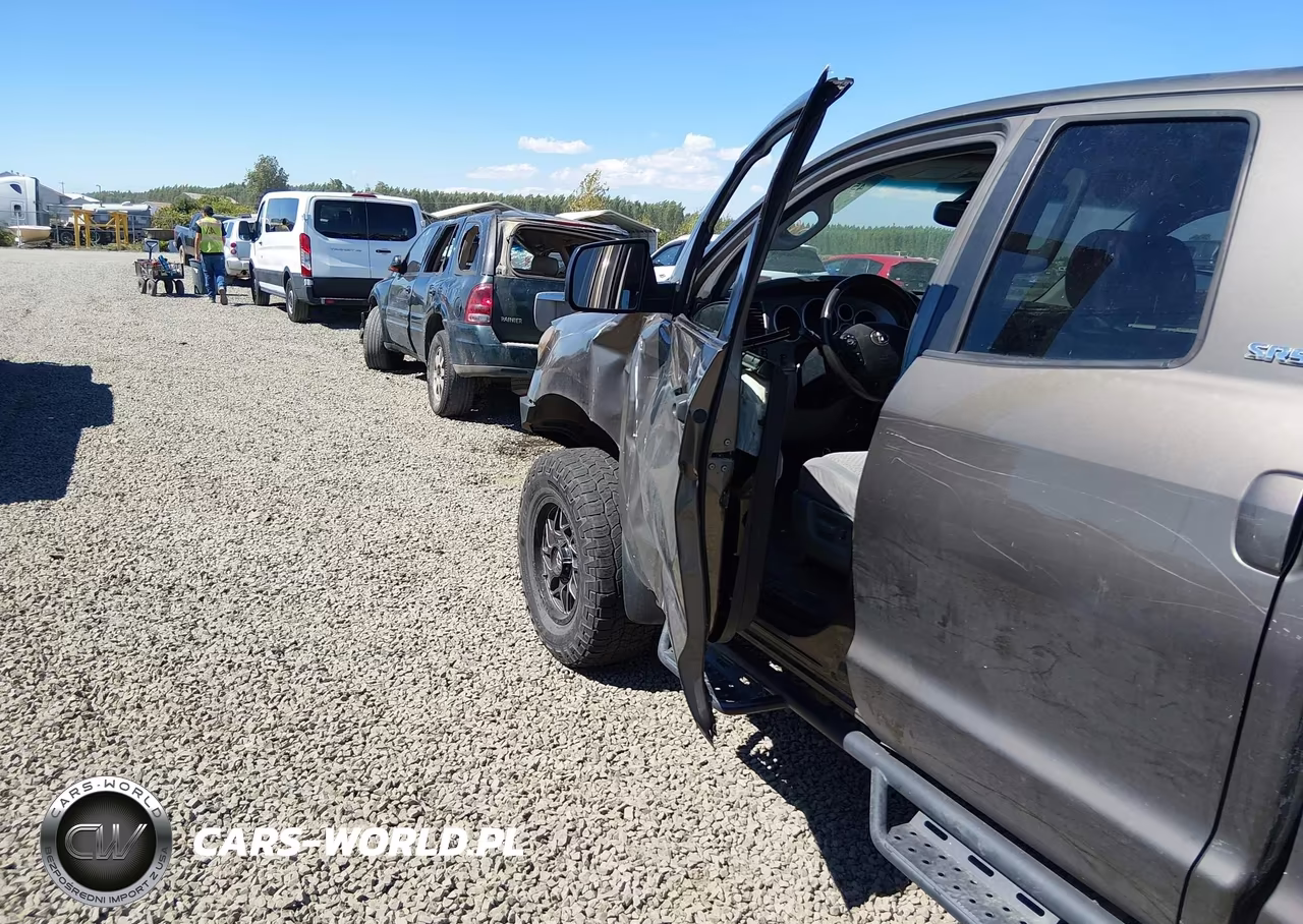 2011 Toyota Tundra Grade 5.7L V8 VIN:5TFUY5F12BX169387 - 18