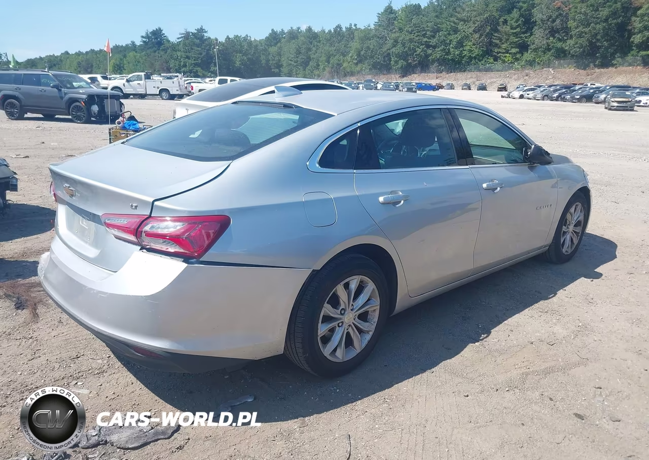 2019 Chevrolet Malibu Lt VIN:1G1ZD5ST7KF181381 - 4