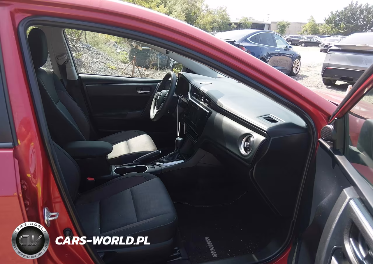 2019 Toyota Corolla Le VIN:2T1BURHE8KC234011 - 5