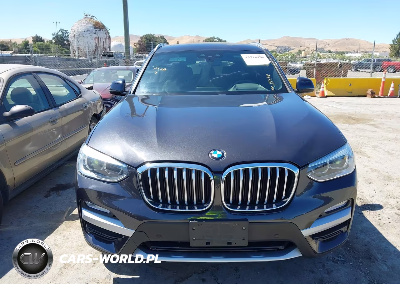 2018 BMW X3 xDrive30I VIN:5UXTR9C56JLC82421 - 12