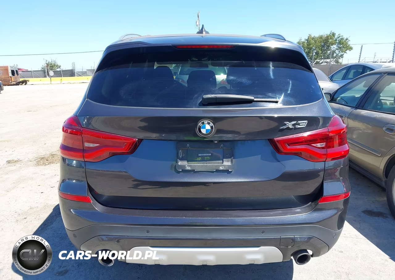 2018 BMW X3 xDrive30I VIN:5UXTR9C56JLC82421 - 16