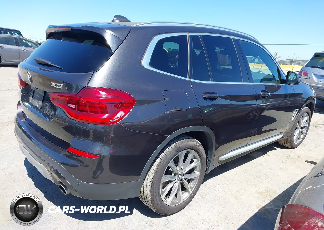 2018 BMW X3 xDrive30I VIN:5UXTR9C56JLC82421 - 4