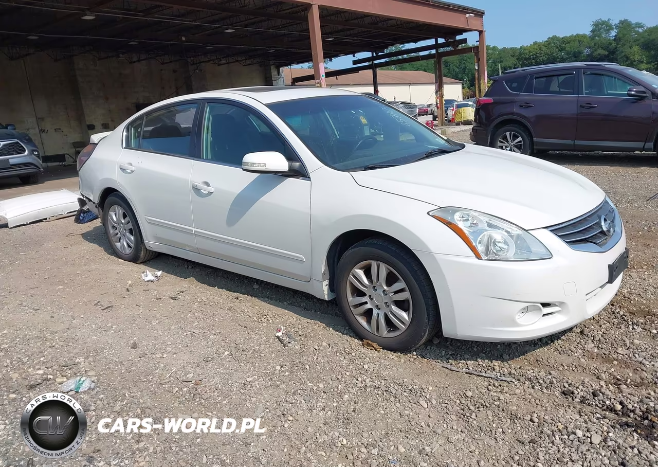 2010 Nissan Altima 2.5 S – zdjęcie 1 z 17