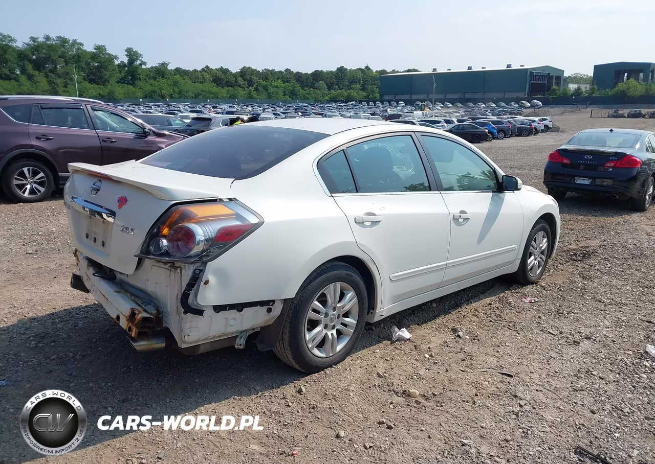 2010 Nissan Altima 2.5 S VIN:1N4AL2AP0AN494891 - 4