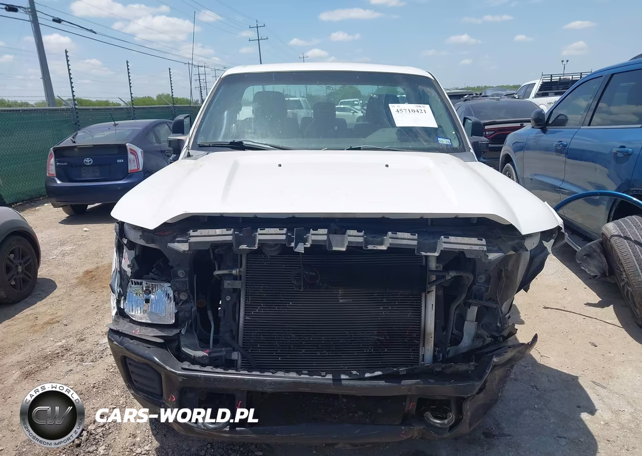 2011 Ford F-250 Xl VIN:1FDBF2A62BEB70187 - 13