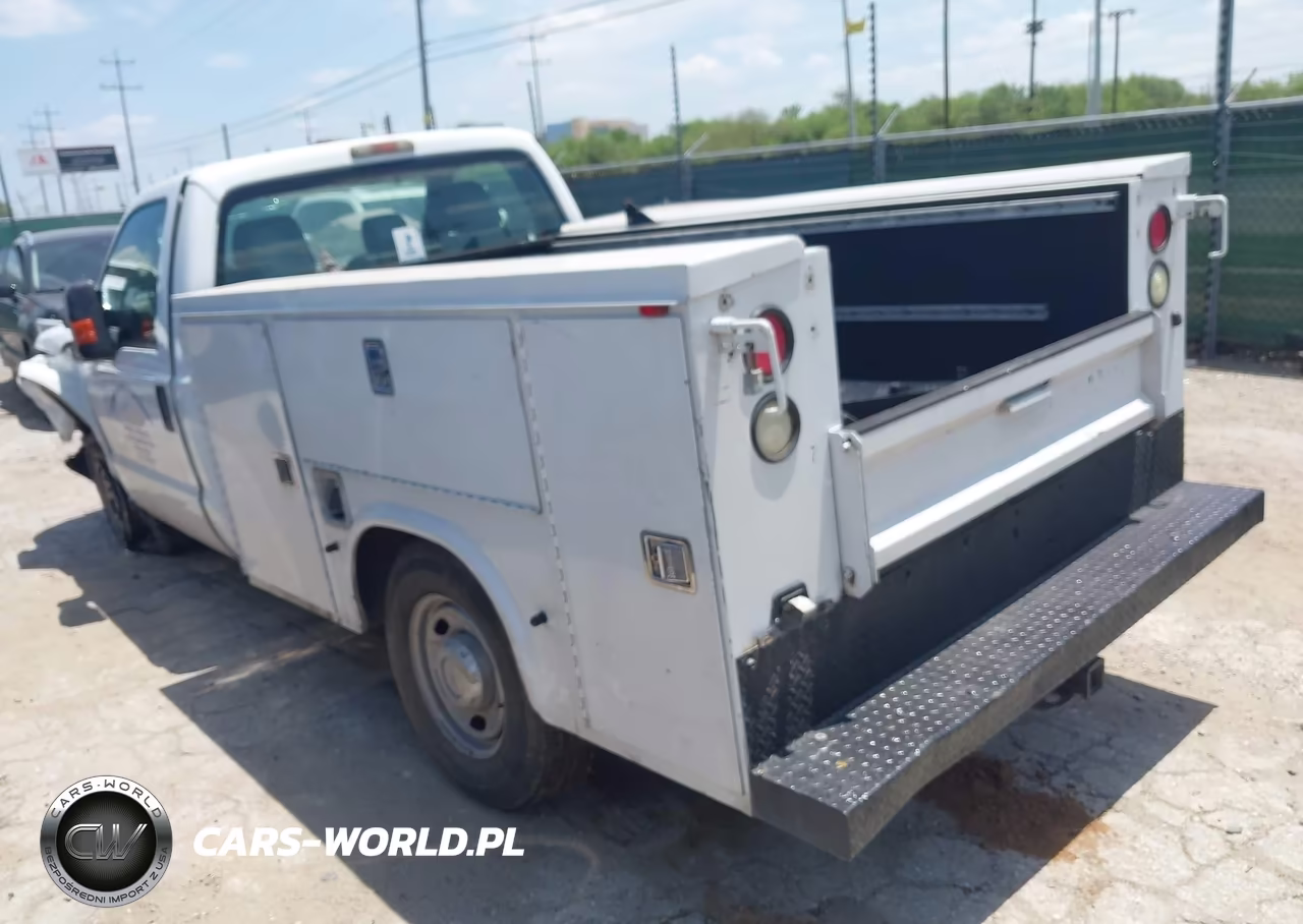 2011 Ford F-250 Xl VIN:1FDBF2A62BEB70187 - 3