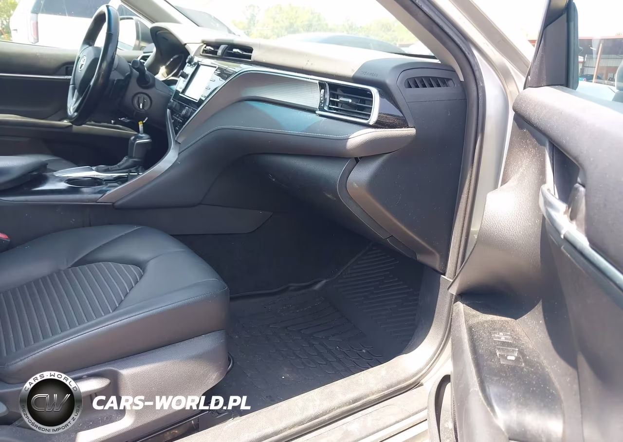 2018 Toyota Camry Se VIN:4T1B11HK9JU620627 - 5