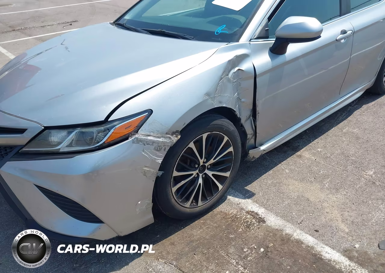 2018 Toyota Camry Se VIN:4T1B11HK9JU620627 - 6