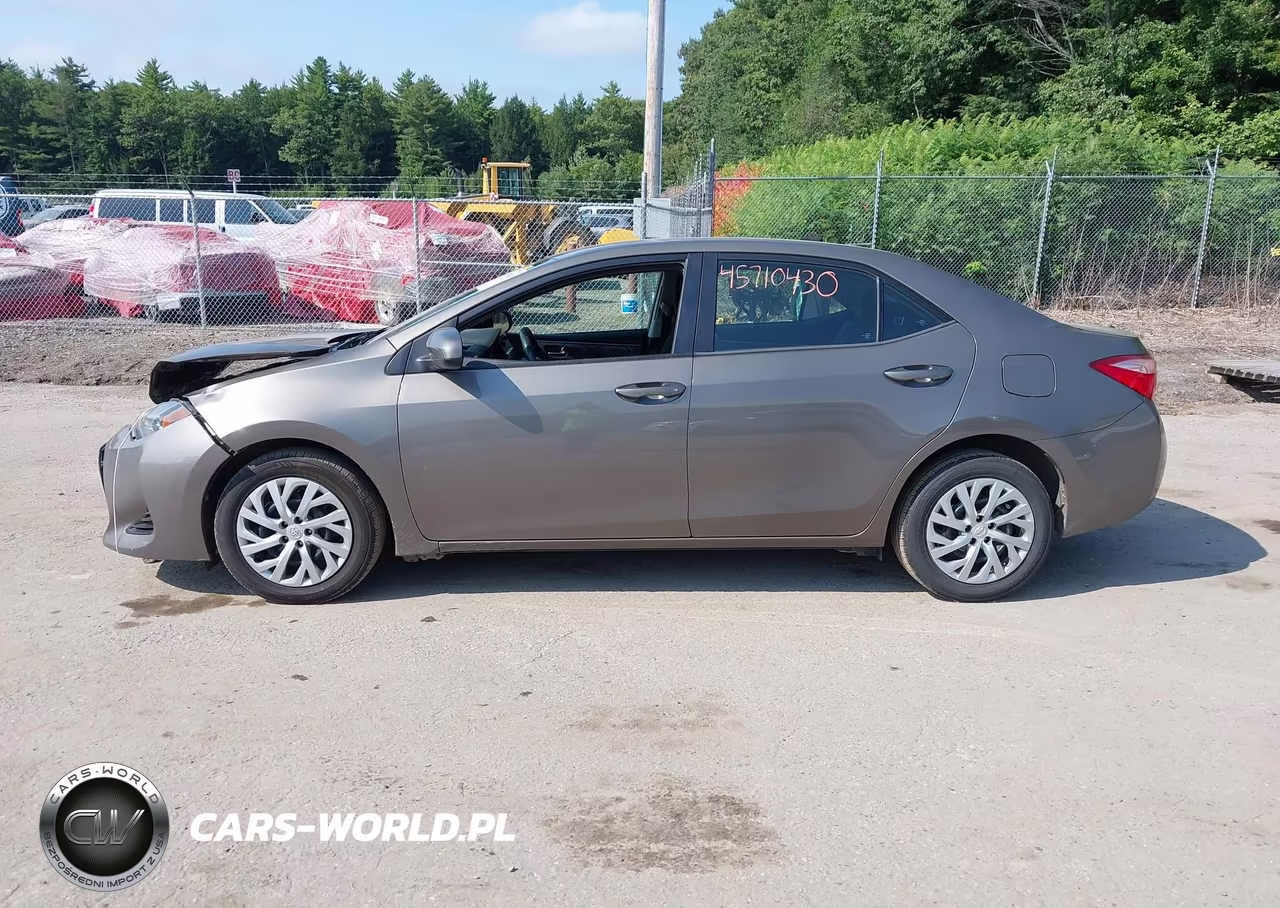 2019 Toyota Corolla Le VIN:2T1BURHE9KC148495 - 14