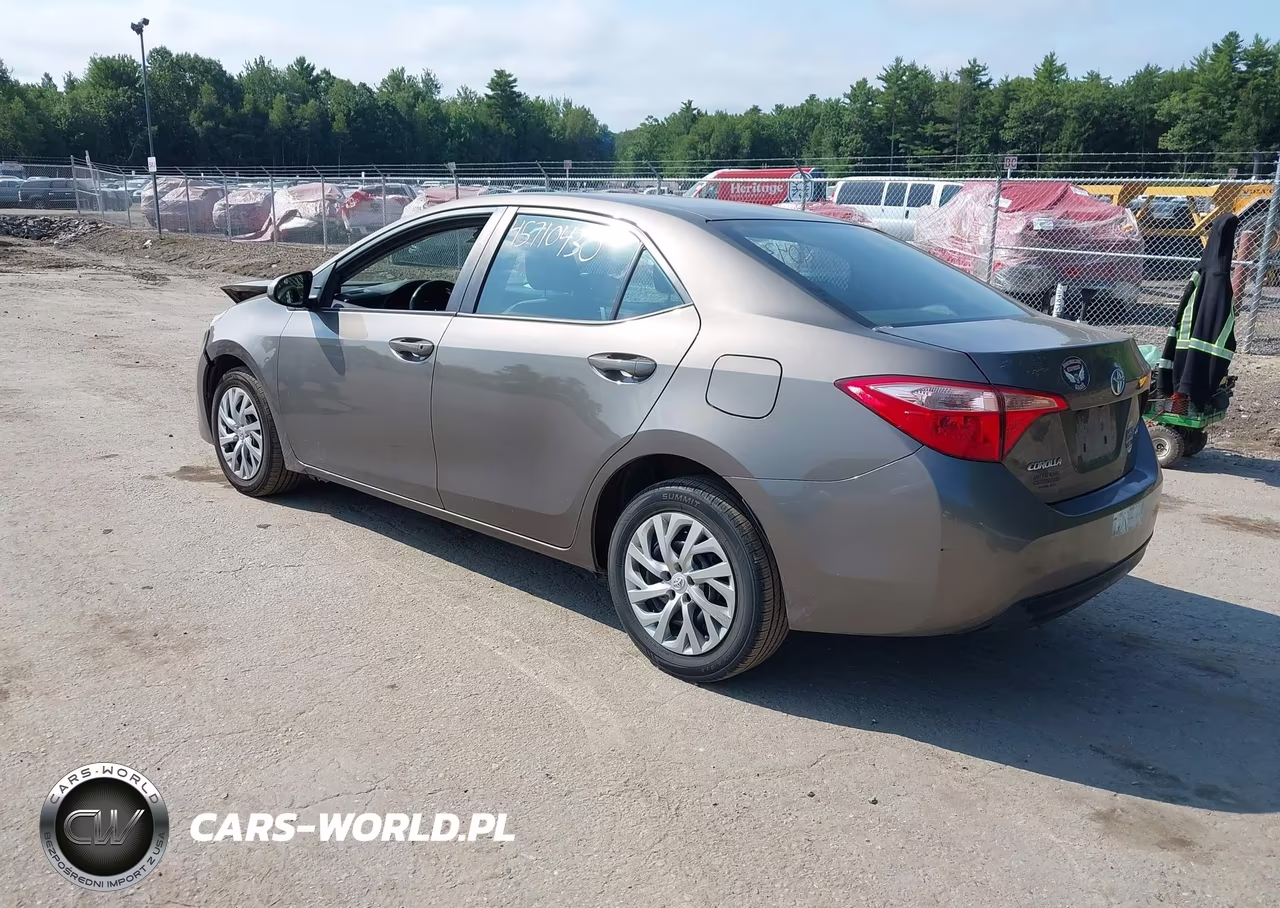 2019 Toyota Corolla Le VIN:2T1BURHE9KC148495 - 3