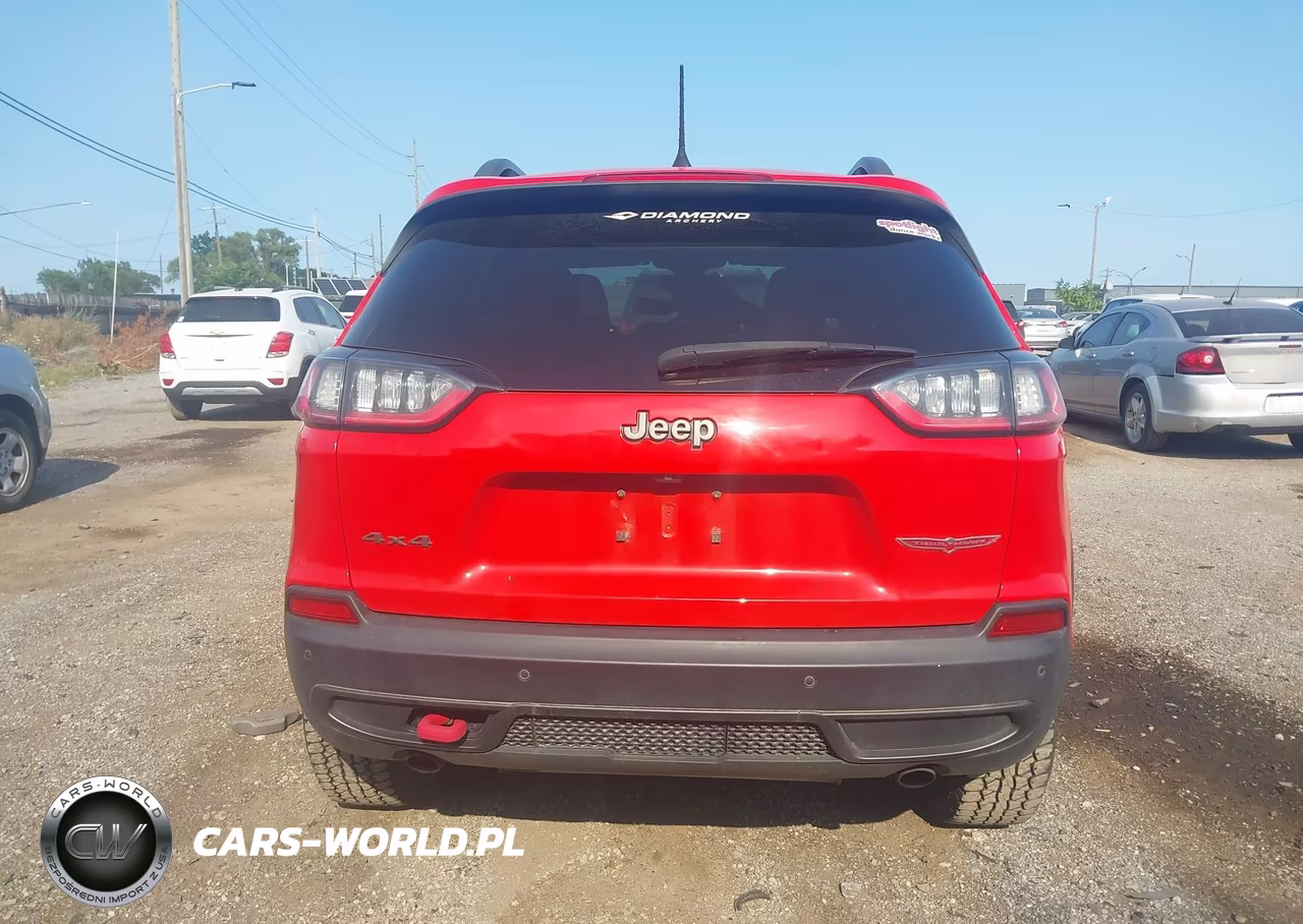 2019 Jeep Cherokee Trailhawk 4X4 VIN:1C4PJMBN3KD188634 - 16