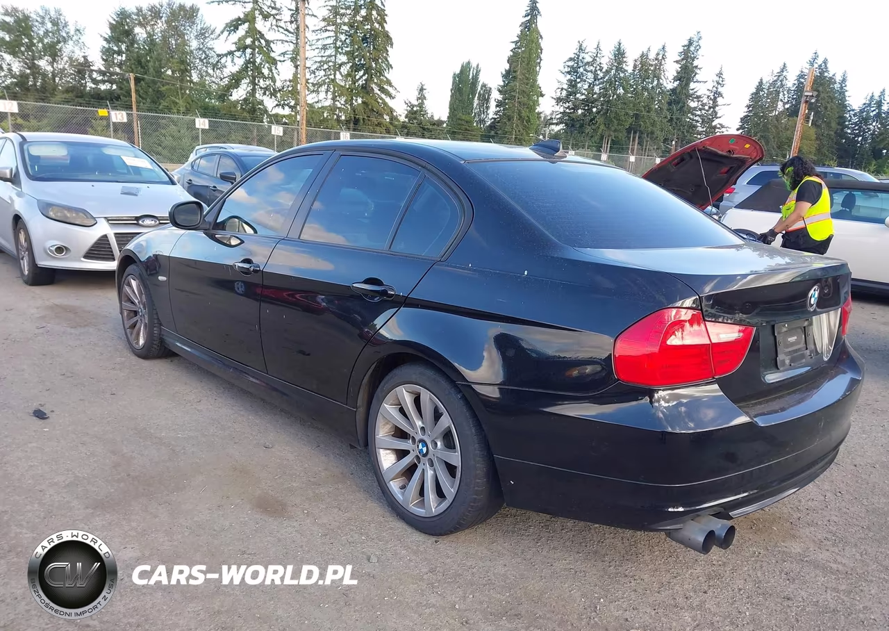 2011 BMW 328I VIN:WBAPH7C51BE852626 - 3