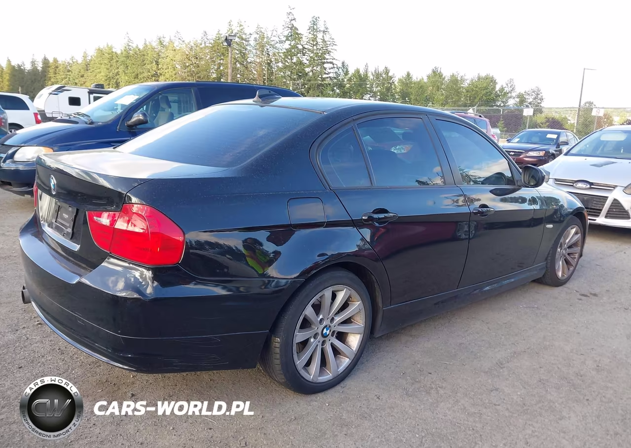 2011 BMW 328I VIN:WBAPH7C51BE852626 - 4