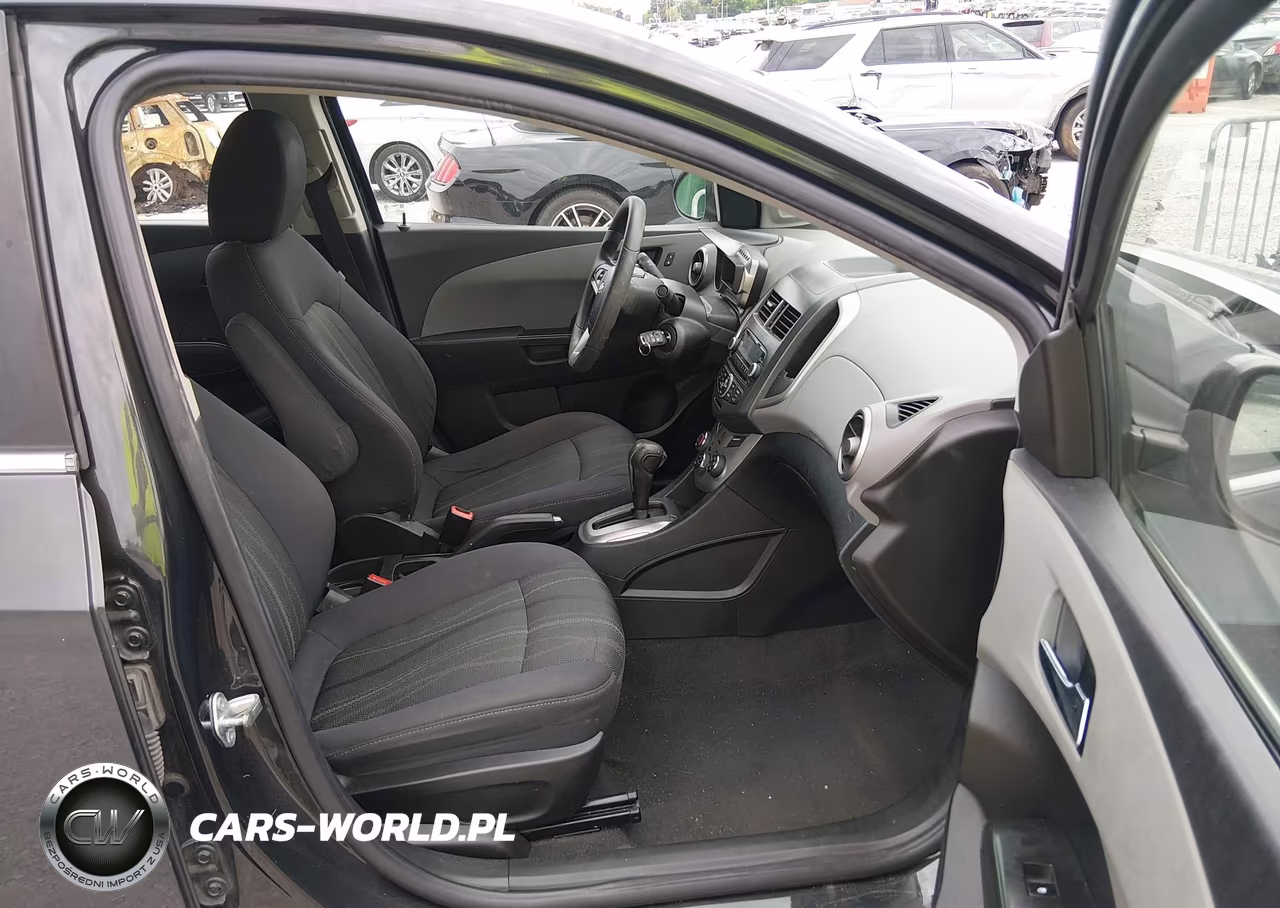 2015 Chevrolet Sonic Lt Auto VIN:1G1JC5SH1F4137129 - 5