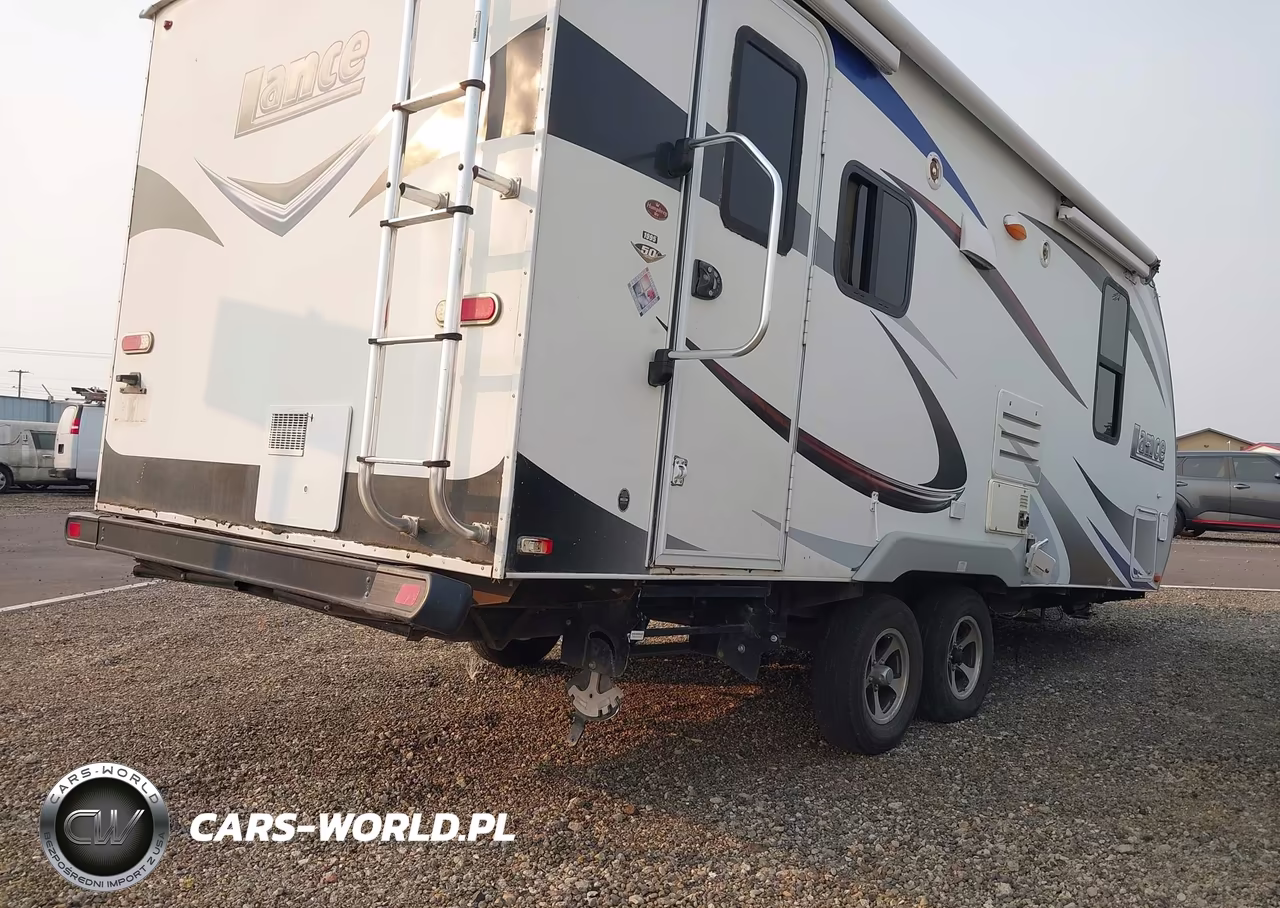 2015 Lance 1995 VIN:56YTT1821FL316675 - 6