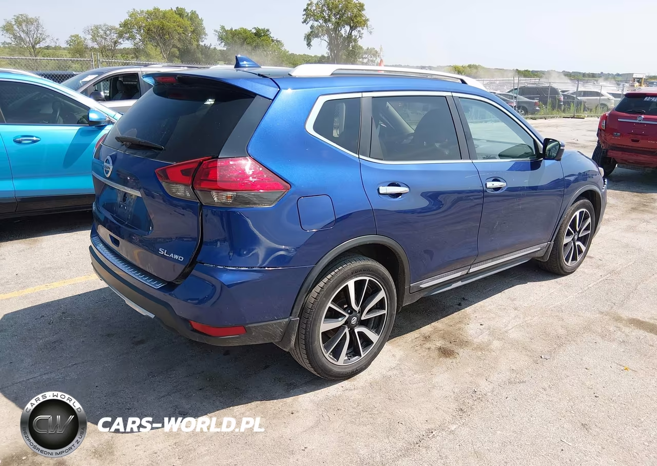 2017 Nissan Rogue Sl VIN:5N1AT2MV0HC780424 - 4