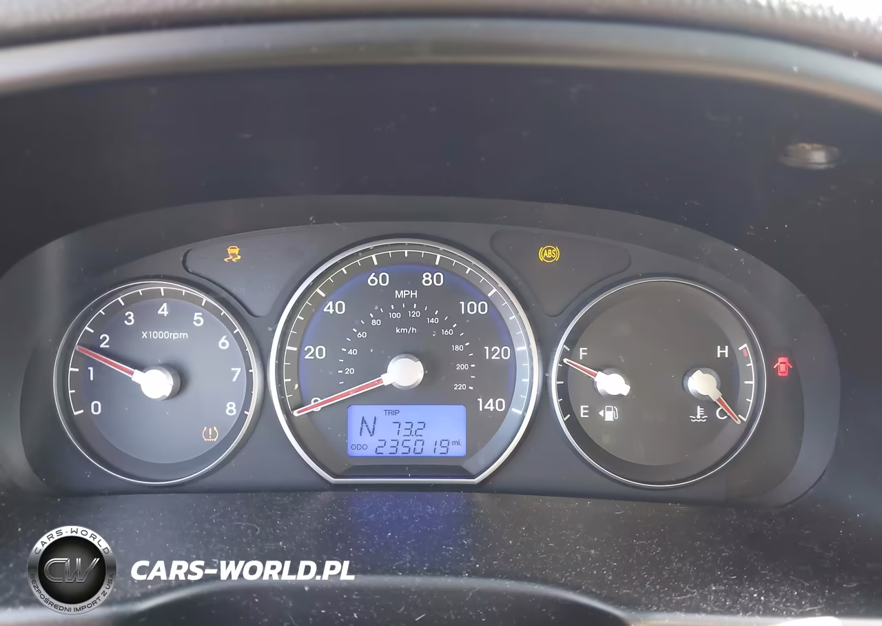 2011 Hyundai Santa Fe Limited V6 VIN:5XYZK4AG7BG049262 - 7